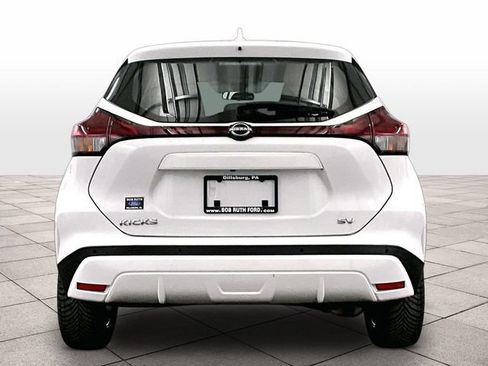 Used 2022 Nissan Kicks SV FWD image 4