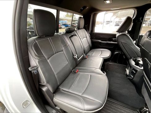 Used 2023 RAM 3500 Limited image 19