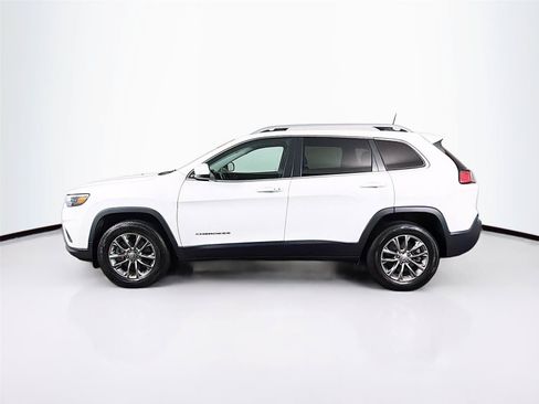 Used 2020 Jeep Cherokee Latitude Plus w/ Cold Weather Group AWD/4WD image 8
