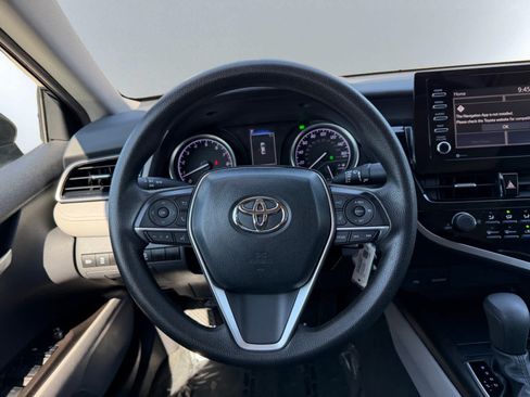 Used 2021 Toyota Camry LE FWD image 17