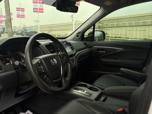 Certified 2023 Honda Ridgeline RTL image 18