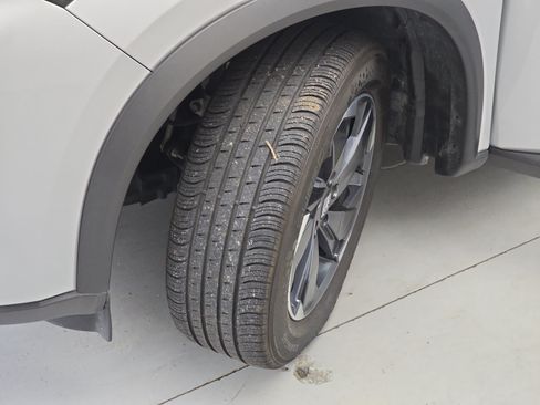 Certified 2024 Nissan Rogue SV AWD/4WD image 32