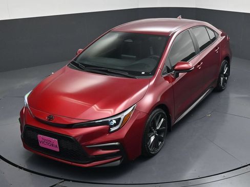 Used 2025 Toyota Corolla SE FWD image 15