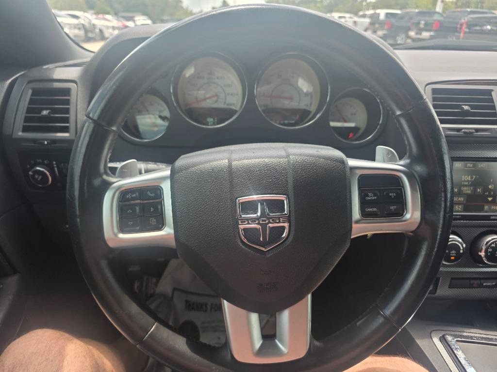 Used 2013 Dodge Challenger R/T RWD image 11