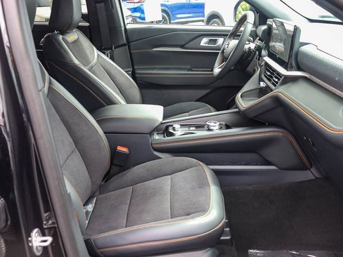 New 2026 Ford Explorer Tremor w/ Tremor Convenience Package AWD/4WD image 16