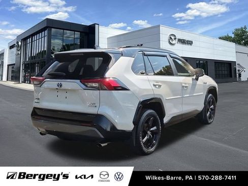 Used 2020 Toyota RAV4 XSE AWD/4WD image 6