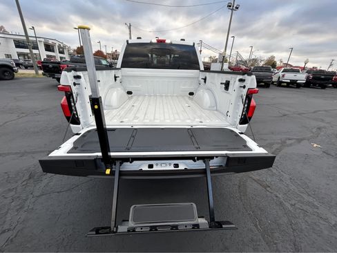 New 2023 Ford F150 Lightning Lariat image 14