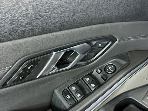 Used 2025 BMW M3 Competition w/ Executive Package image 9