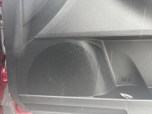 Used 2022 Toyota Avalon XLE image 34