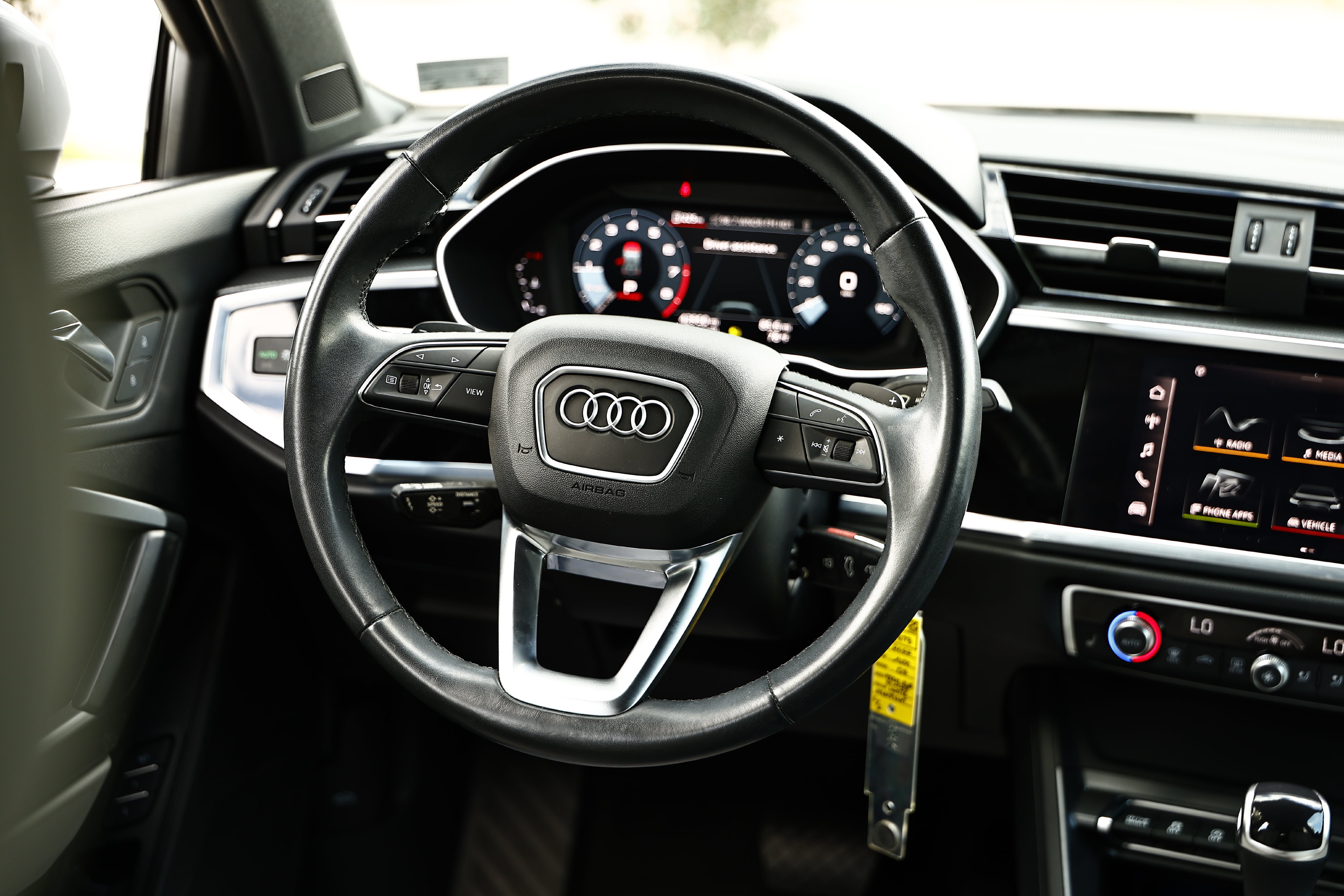 Used 2022 Audi Q3 2.0T Premium Plus w/ Premium Plus Package AWD/4WD image 27