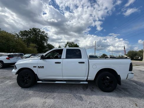 Used 2018 RAM 1500 Express w/ Express Value Package AWD/4WD image 5