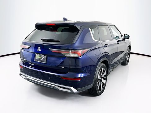 Used 2025 Mitsubishi Outlander SE FWD image 9