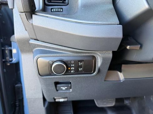 New 2025 Ford Bronco Badlands image 24