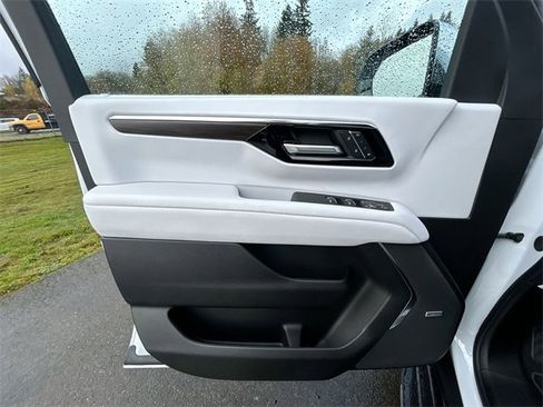 New 2026 Chevrolet Tahoe Premier w/ Sun And Tow Package image 23