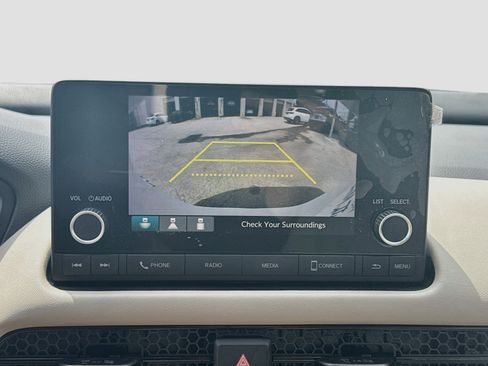 Certified 2025 Honda HR-V LX image 13
