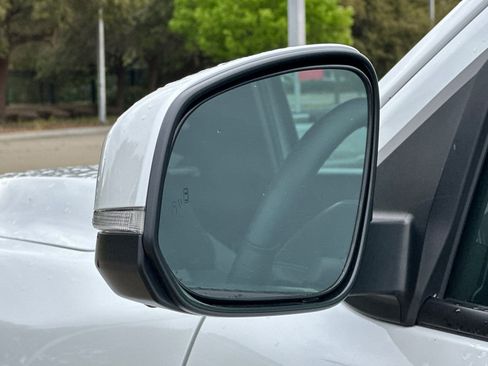 Used 2025 Toyota Tacoma TRD Sport w/ TRD Sport Upgrade Package image 53