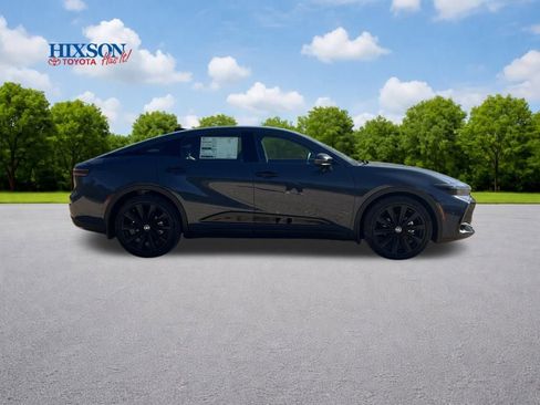 New 2026 Toyota Crown Nightshade image 8