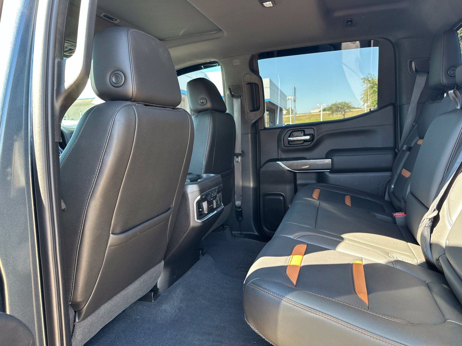 Used 2019 GMC Sierra 1500 AT4 w/ AT4 Premium Package AWD/4WD image 13