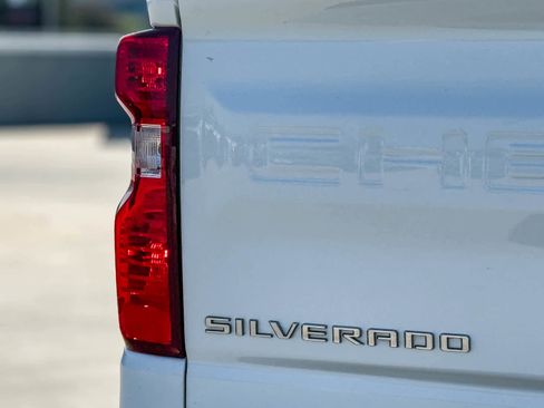 Used 2022 Chevrolet Silverado 1500 W/T w/ WT Value Package RWD image 11