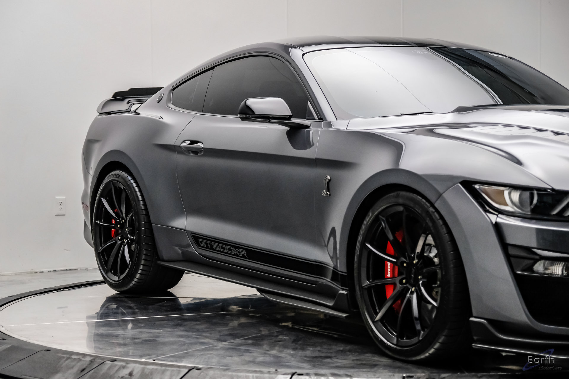 Used 2021 Ford Mustang Shelby GT500 w/ Technology Package RWD image 30