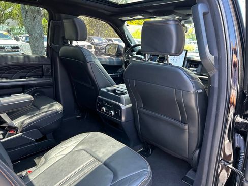 Used 2023 Ford Expedition Max Platinum AWD/4WD image 43