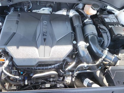 Used 2023 Kia Sorento SX Prestige image 18