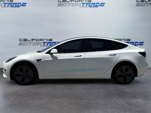 Used 2021 Tesla Model 3 Standard Range Plus RWD image 8