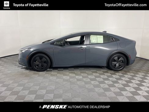 Used 2024 Toyota Prius LE image 2