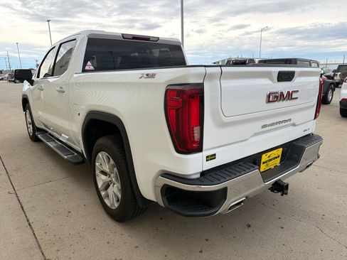 Used 2019 GMC Sierra 1500 SLT w/ X31 Off-Road Package AWD/4WD image 5