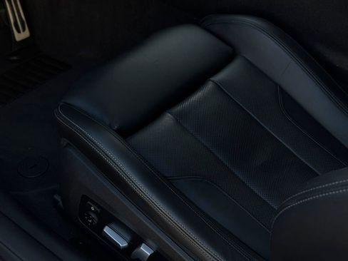 Used 2023 BMW M4 xDrive Competition AWD/4WD image 18