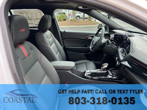 New 2026 Chevrolet Trax RS w/ Sunroof Package FWD image 25