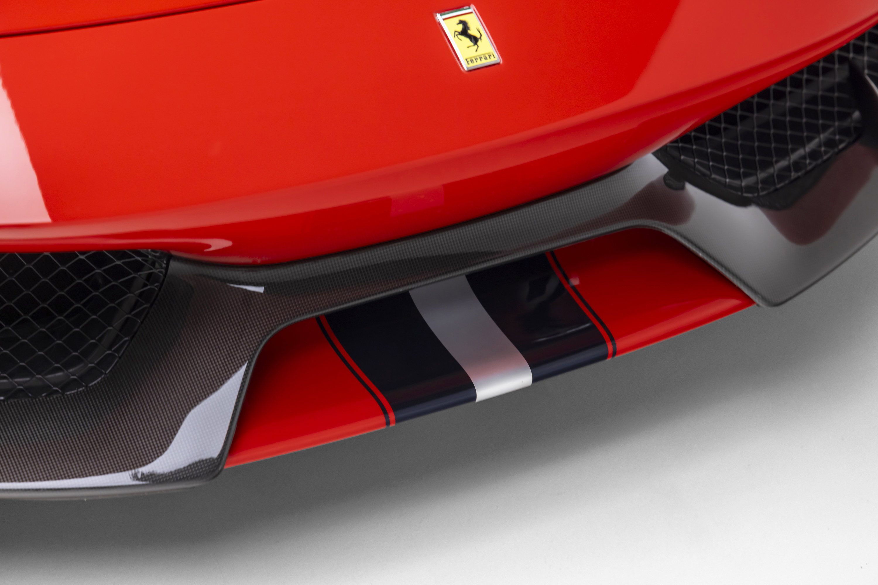 Certified 2020 Ferrari 488 Pista Coupe RWD image 23