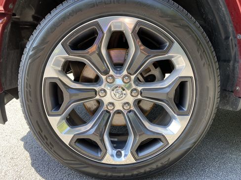 Used 2021 RAM 1500 Limited AWD/4WD image 44