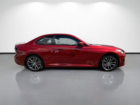 Used 2025 BMW 230i Coupe RWD image 2