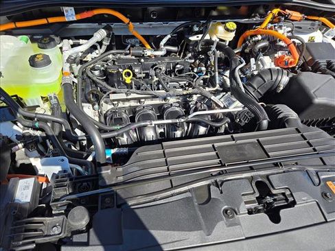 New 2026 Ford Escape SE w/ Class II Trailer Tow Package image 16