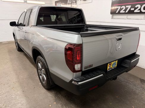 Used 2020 Honda Ridgeline RTL-E image 3