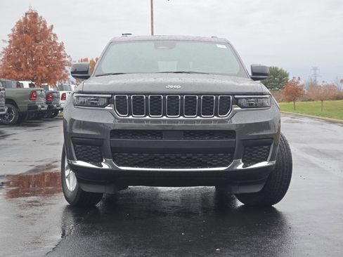 New 2025 Jeep Grand Cherokee L Laredo w/ Luxury Tech Group I image 12