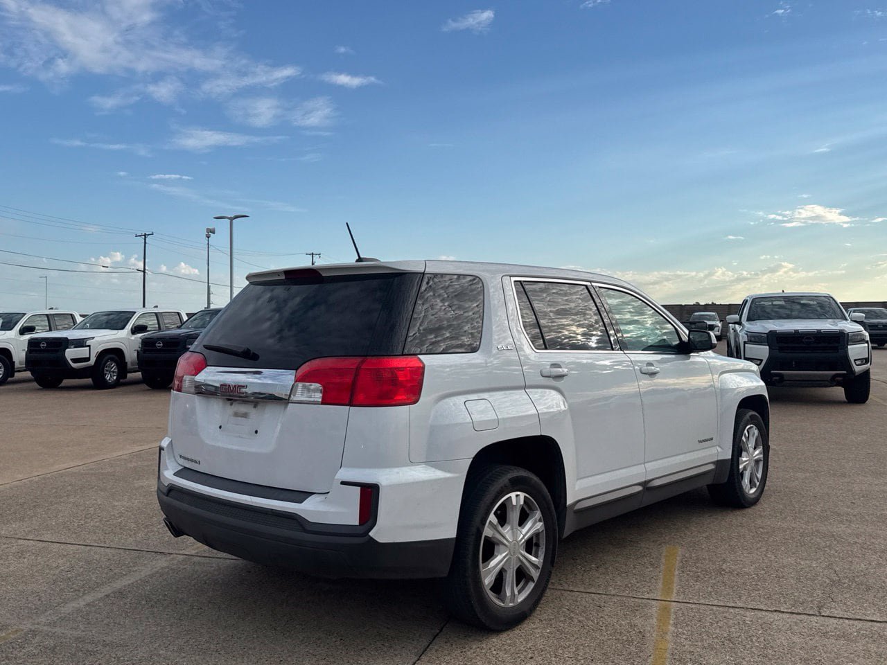 Used 2017 GMC Terrain SLE FWD image 21