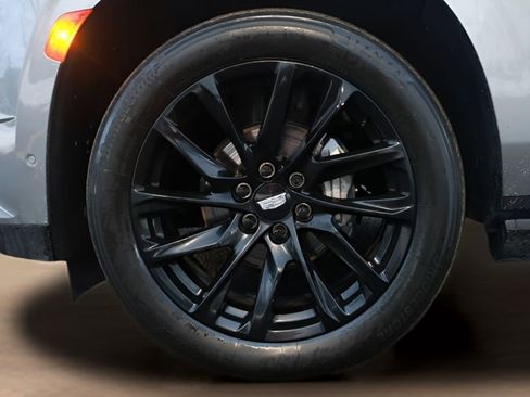 Used 2024 Cadillac Escalade ESV Sport w/ LPO, ONYX Package image 26