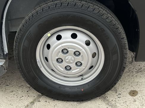 Used 2023 RAM ProMaster 2500 image 29