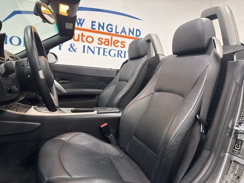 Used 2003 BMW Z4 2.5i RWD image 11