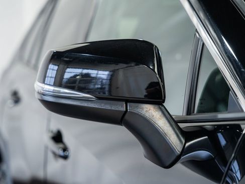 Used 2021 Toyota RAV4 XLE Premium image 13