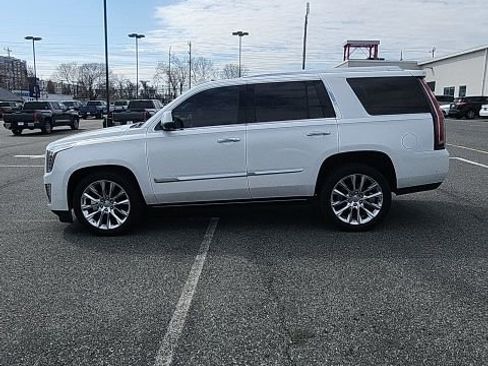 Used 2020 Cadillac Escalade Platinum image 5