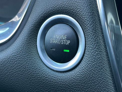 Certified 2023 Chevrolet Traverse LT image 27