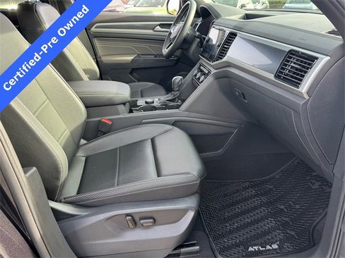 Certified 2021 Volkswagen Atlas Cross Sport SEL image 16