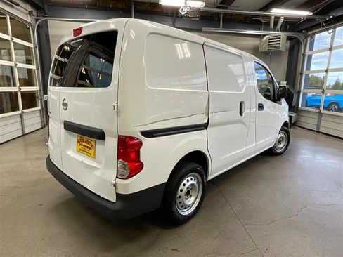 Used 2017 Nissan NV200 S w/ Cruise Control Package image 5