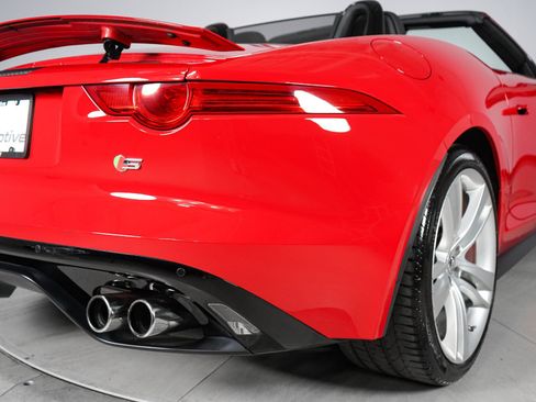 Used 2014 Jaguar F-TYPE S RWD image 22