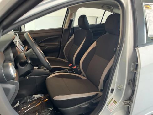 Used 2025 Nissan Versa S w/ Trunk Package FWD image 17