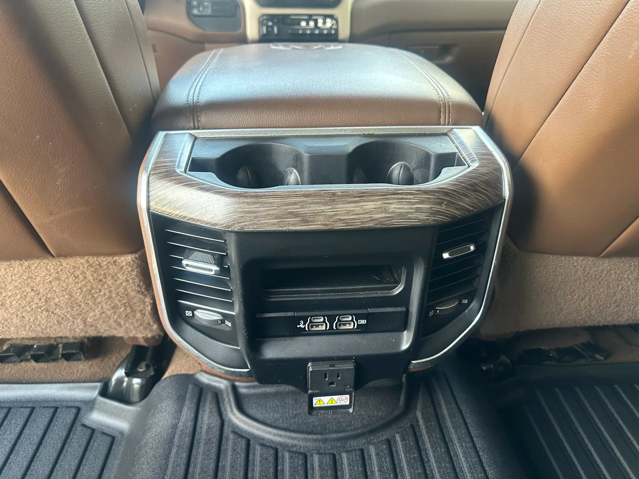 Used 2020 RAM 3500 Laramie AWD/4WD image 24
