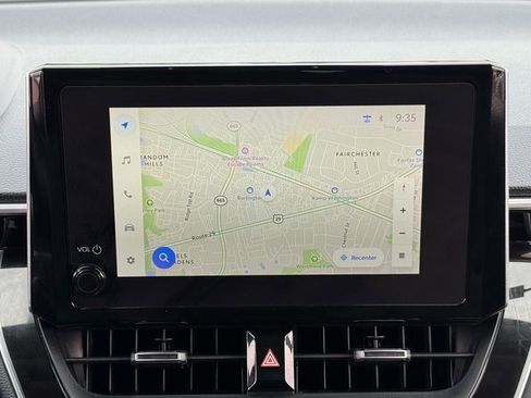 Used 2023 Toyota Corolla Cross XLE w/ Convenience Package image 5